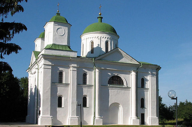 800px-Heorhiivskyi_(Uspenskyi)_Cathedral,_Kaniv