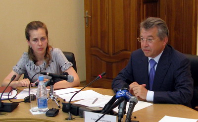 Прес-секретар губернатора Оксана Химич любить вказувати журналістам "на вихід"