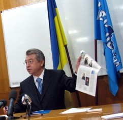 Сергій Тулуб вважає, що чиновникам "нерозумно" рекомендувати партійні видання