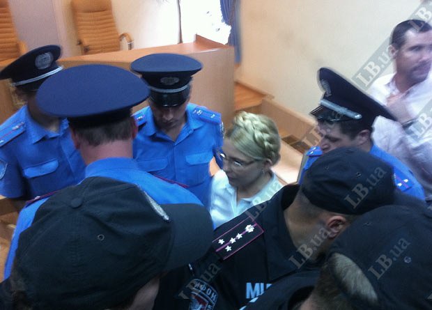 П'ятниця, 5 серпня, арешт Юлії Тимошенко у Печерському суді Києва (фото - LB.ua)