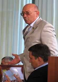 Колишній губернатор Володимир Лук'янець за мандат депутата не боротиметься