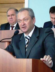 Колишній голова обласної ради Володимир Гресь вимагає підтримати міністра освіти