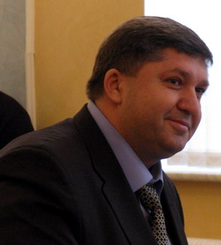 Бакашев через суд переміг багаторічного депутата міськради Калашника