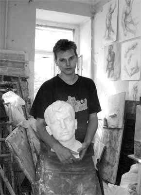 Серед учасників фестивалю - молодий талановитий скульптор з Черкас Дмитро Бур'ян