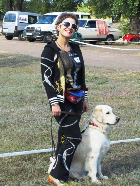 Олена Макаренко разом із ретривером Ліндою перемогла у конкурсі "Схожість собаки і господаря"
