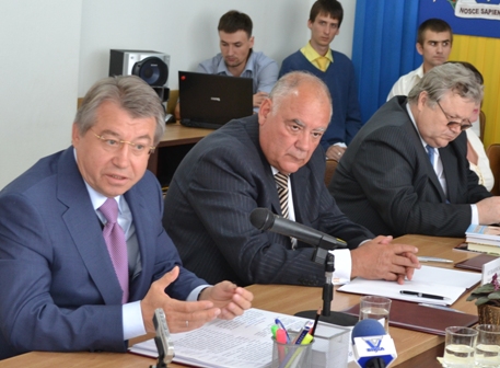 Сергій Тулуб наголошував, що влада прагне об’єктивного інформування про свою роботу