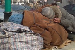 Beggars-sleep-near-the-LUKOIL