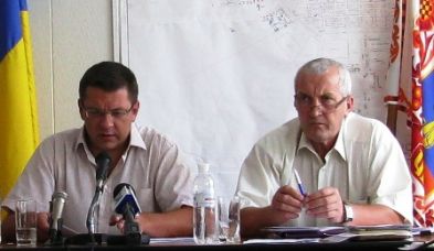 Екс-секретар міськради Василь Маринкевич (справа) може стати керівником новоствореного департаменту