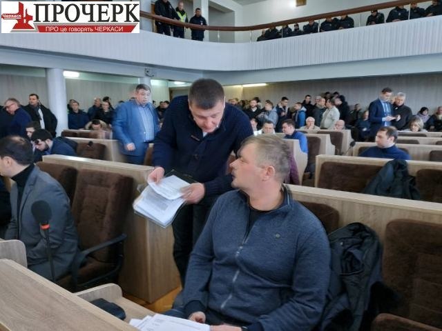 50590588_372538116878119_456541829425266688_n