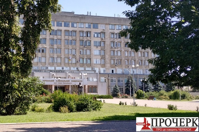 e825428ddacaf353605ba4a81a47b556