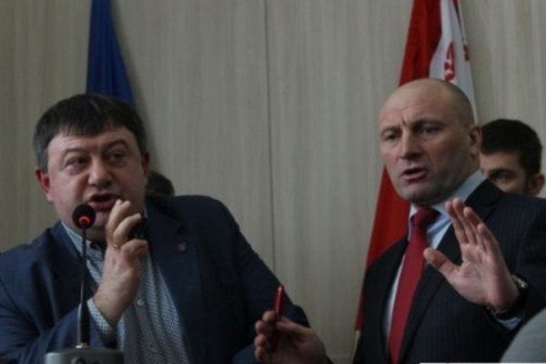 prev-107282-e09b5b40b638e4f36e0979f51a6300d7500x333