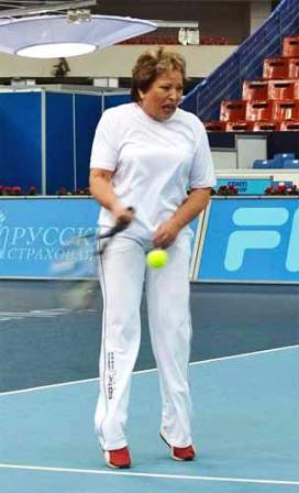 А напругу Матвієнко любить знімати на тенісі...