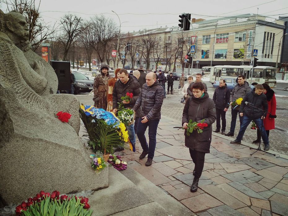 28879586_1569022453152787_1371957216_o