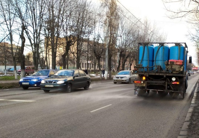 поливалка фото обрізати
