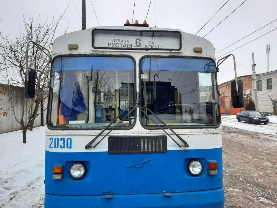 У Черкасах за кермо тролейбусів сядуть 9 нових працівників
