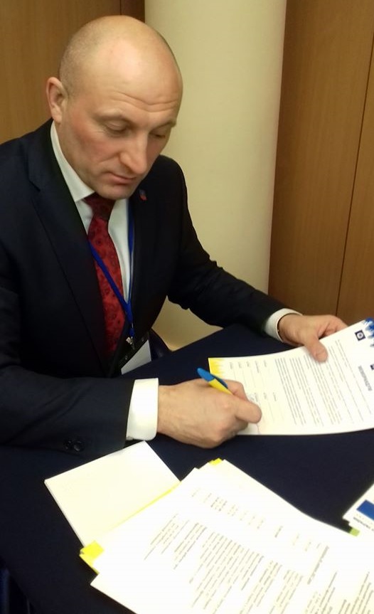 dd8e09890ab39c4fe9dd8d4d301b2f47