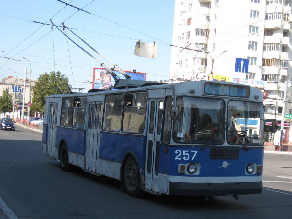 trolleybus