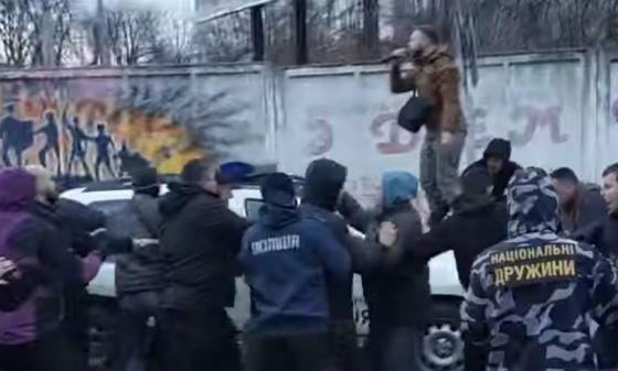 54278621_168848390771809_97609943619731456_n