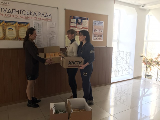 передача медичних препаратів