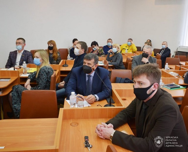 156679690_10224614100116640_3787792500114826209_o-768x623