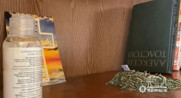 Love_Night_Moon_Trees_Silhouette_Two_Dating_576752_1280x853