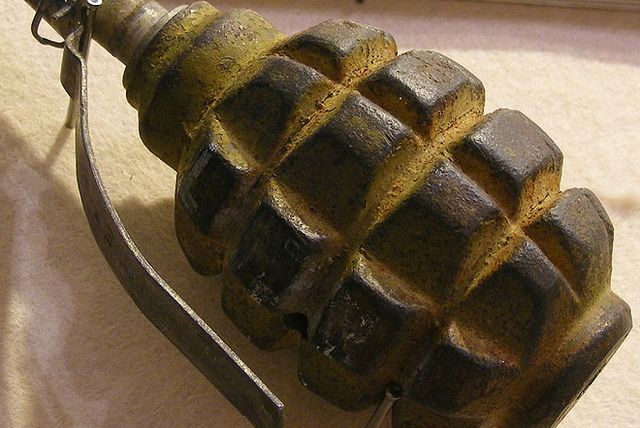 800px-F1_grenade_Soviet_RCR_Museum