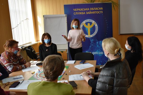 У Черкасах відбувся тренінг для жінок за участю представників громадської організації «Діловий клуб «Партнер»