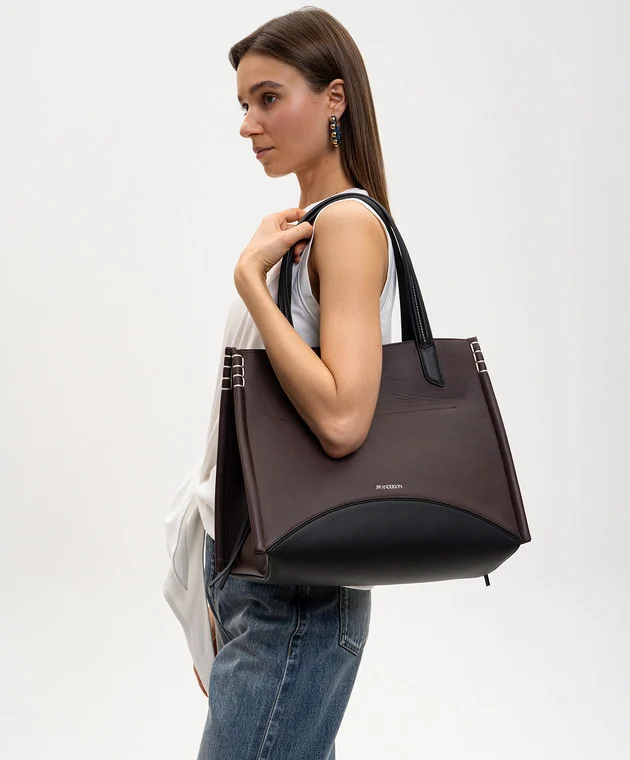 8e106ac3-f566-4c12-8a05-6bd6e0efb7ff