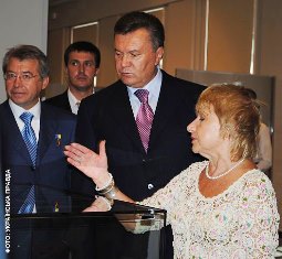 Тулуб, Янукович і Скорик - ідеологи "ненародного" вигляду шевченківського музею