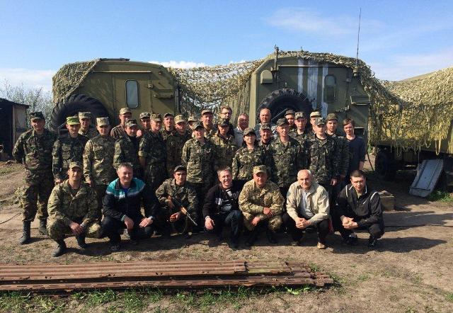 Фото на згадку серед захисників Вітчизни
