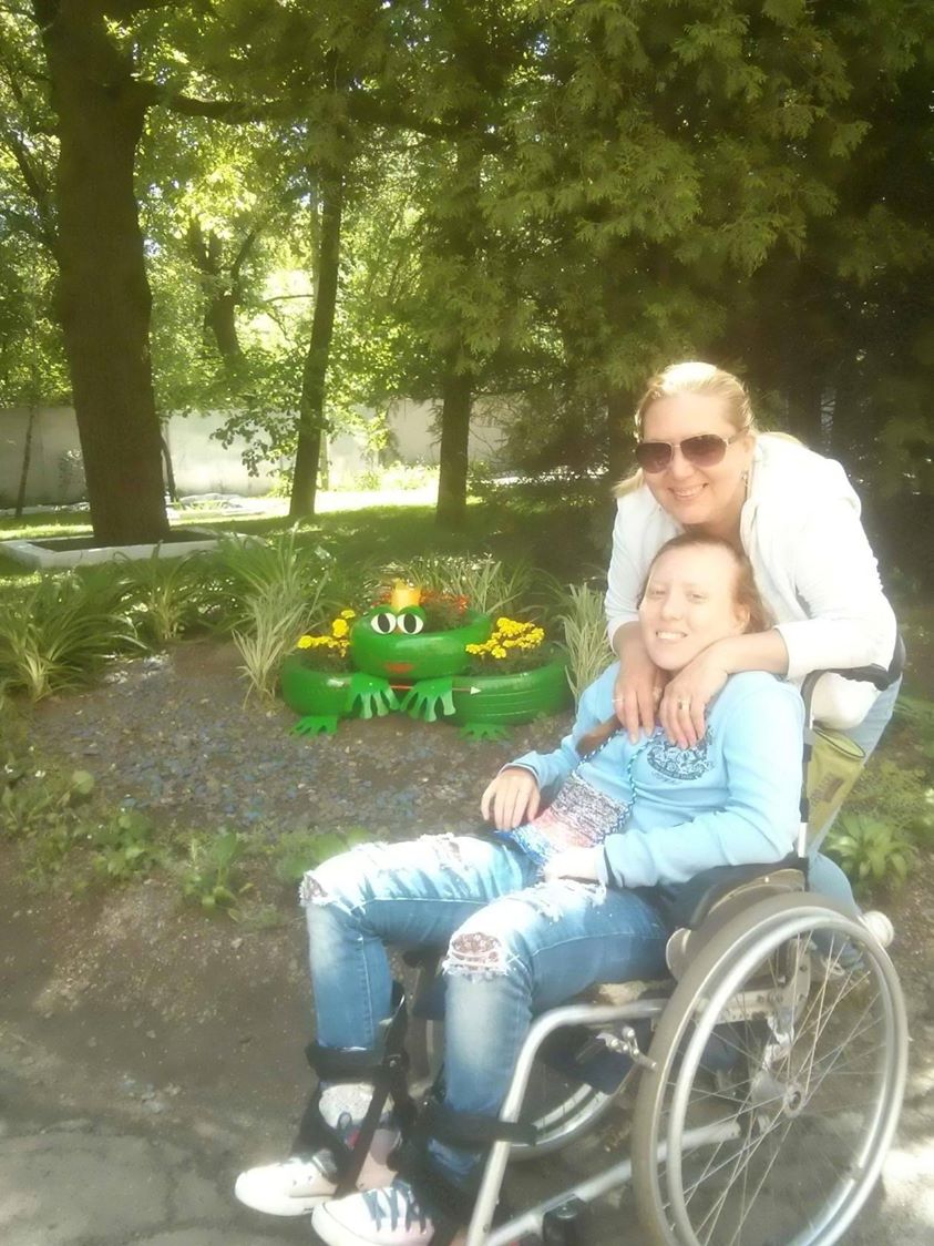 Фото пані Тетяни з донькою з "Фейсбуку"