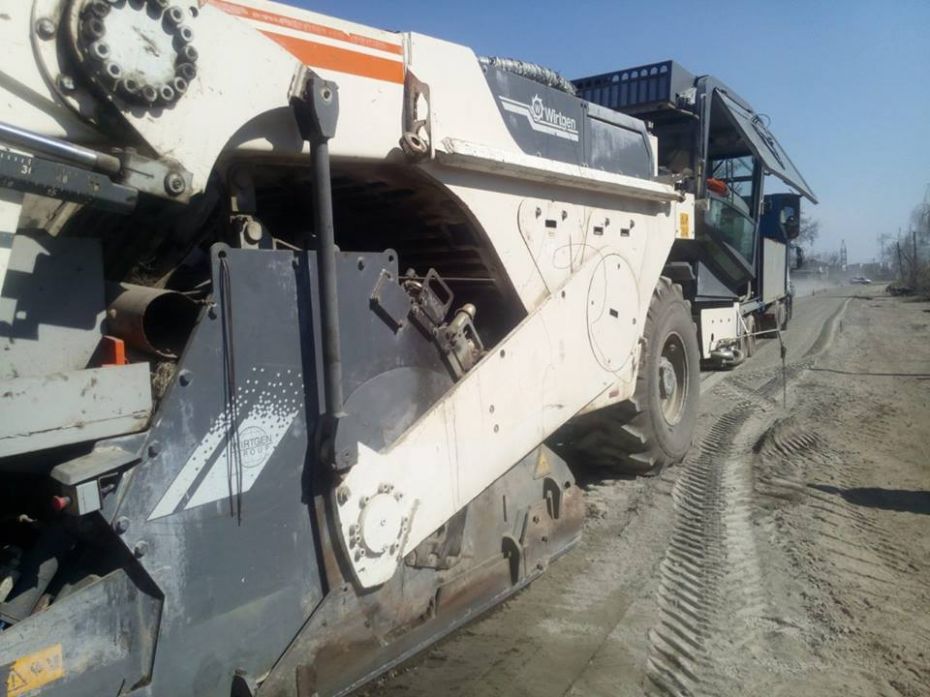 56567286_366383443964397_2449924232688173056_n