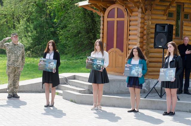 58576533_2390449344339096_705615847732805632_n