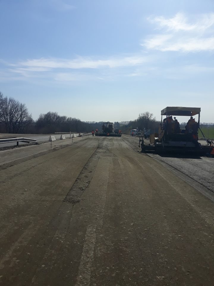 56913346_368181493784592_9130701155301588992_n