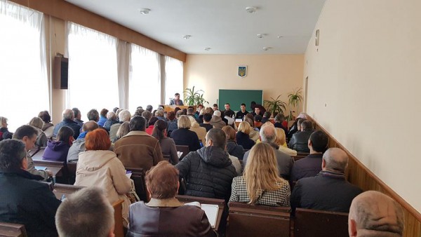 55533118_601056693654756_8719052664811290624_n-e1555315865218