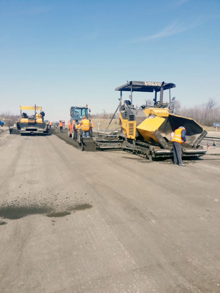 56407481_368181550451253_1857023243223826432_n