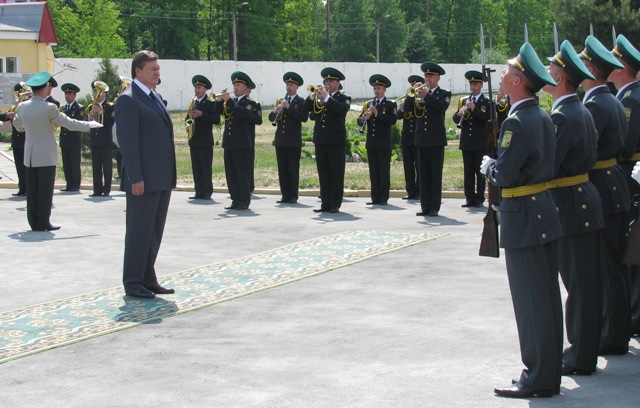 Янукович в Оршанці був дуже серйозний