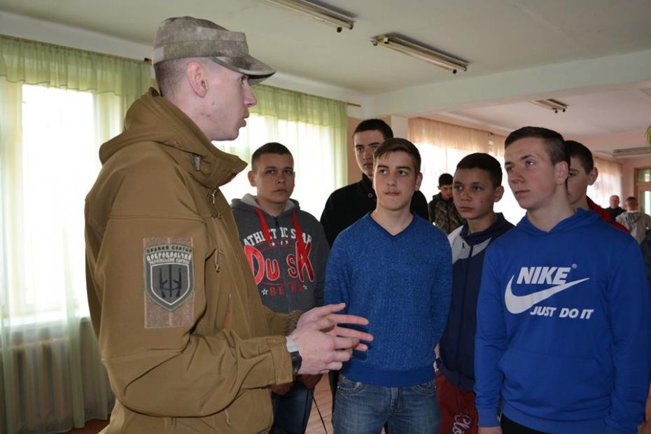 “Друг Немирний” на зустрічі із учнями Глибоцького професійного ліцею  