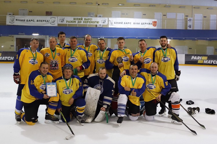 10669f7b28414316d9a267a3c38d3a41