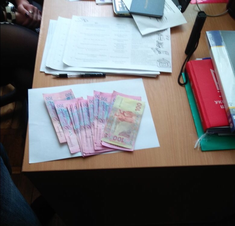 436ED5F2-7BB5-4FE5-BC9D-E2811ACECB88