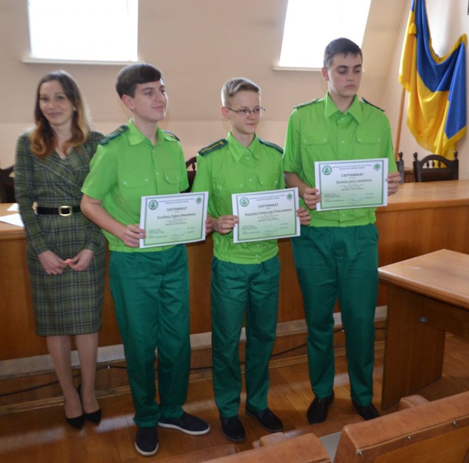 60337045_1563271603808823_2866262870415376384_n