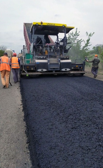 59684958_381481582454583_3418848092793864192_n