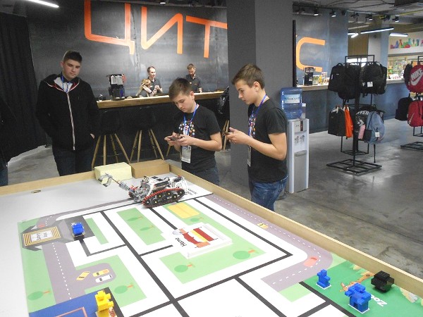 b2ap3_large_60347194_2383411711940508_8554050848911523840_n