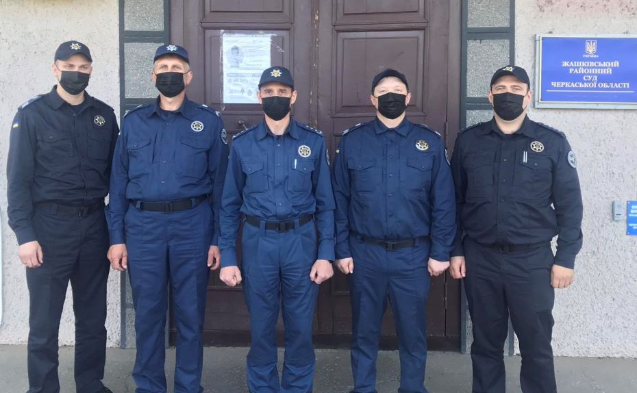 Черговий суд Черкащини взято під охорону  (9)