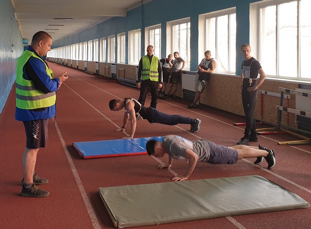 Професійна майстерність на належному рівні… (10)