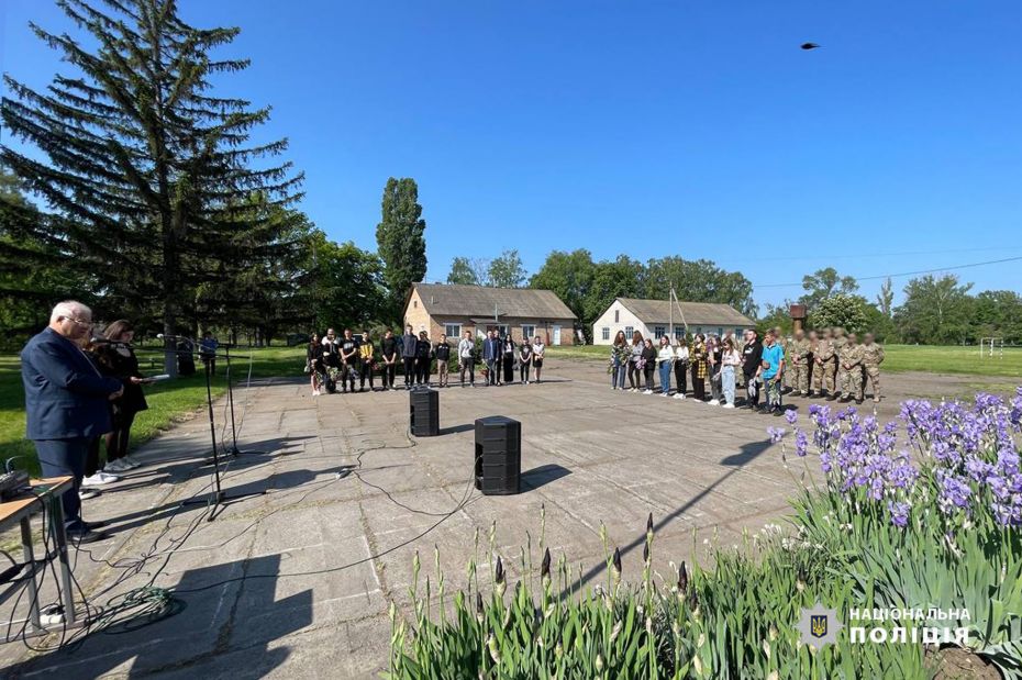 На Черкащині відкрили меморіальну дошку правоохоронцю Герою, який загинув на війні