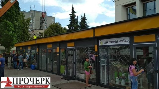 35168707_1661026677285697_2515824729114279936_n