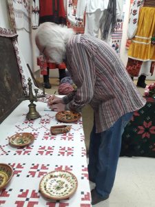 34596448_10212442965812719_5447702849997766656_n-225x300