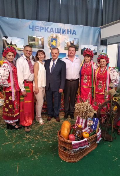 646-df4d5c4d9d4db44b4b3d24ddc3f055451