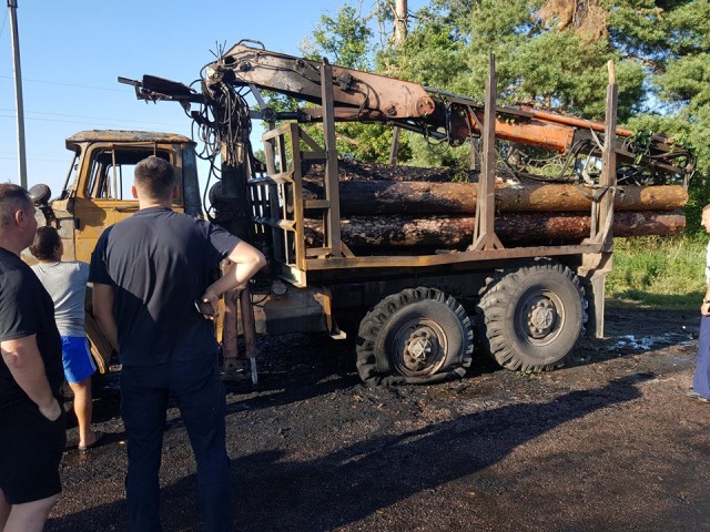 65309143_1559528140848261_1365194155768152064_n